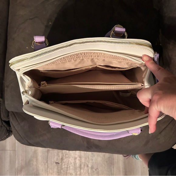 Adorable floral print handbag for the summer ☀️ - Picture 5 of 7